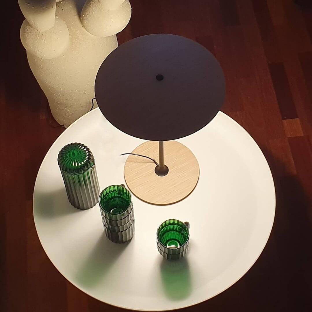 Lampe de Table Design Champignon en Métal avec LED Intégrée