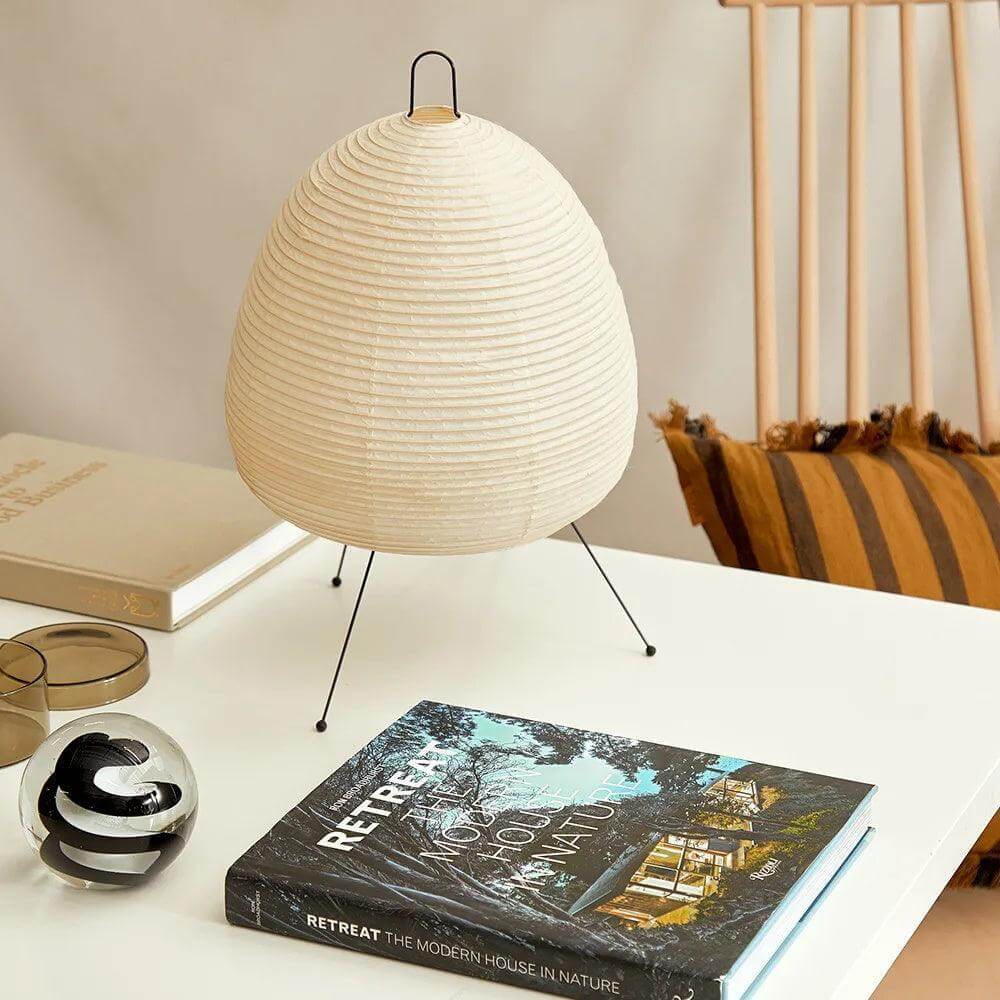 Lampe de Table Design Japonais en Papier de Mûrier – Lumière Douce