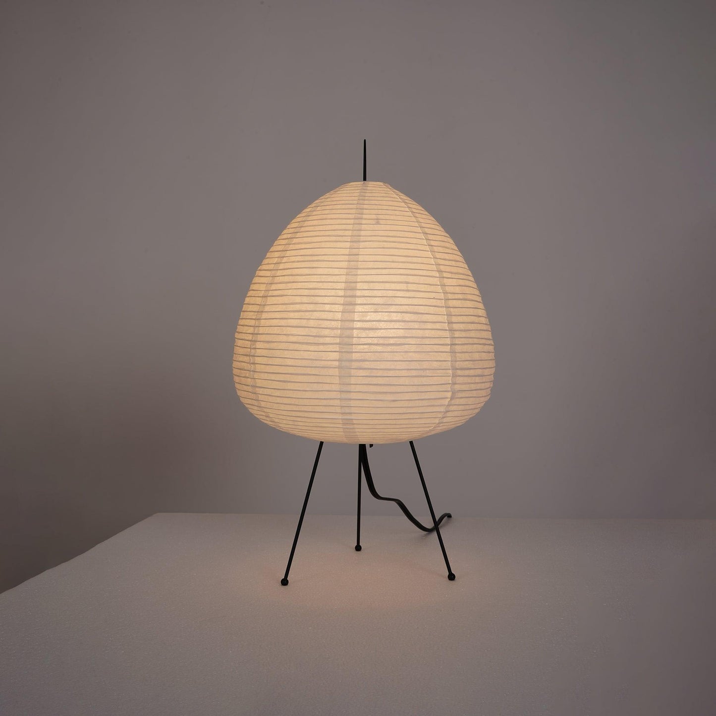 Lampe de Table Design Japonais en Papier de Mûrier – Lumière Douce