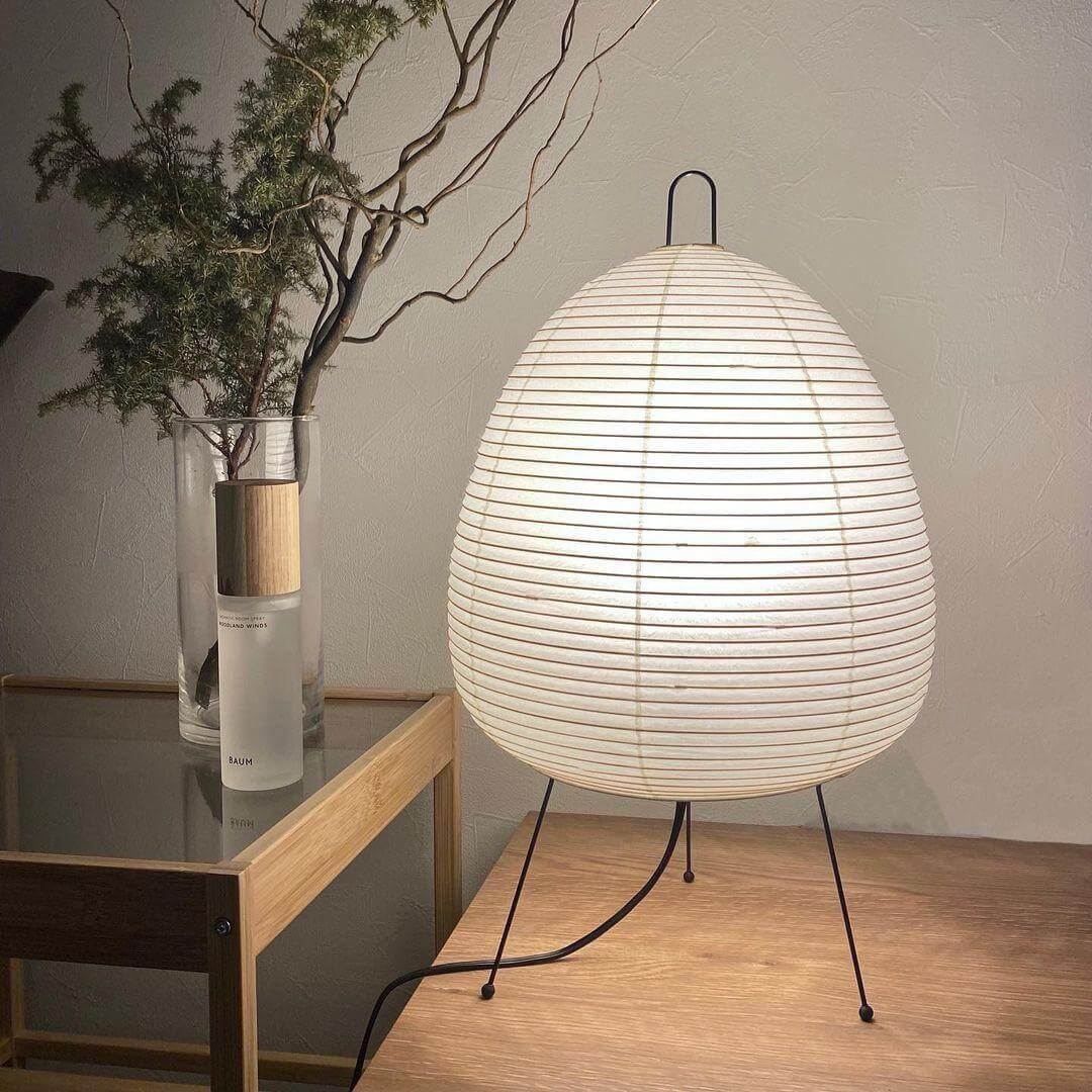 Lampe de Table Design Japonais en Papier de Mûrier – Lumière Douce