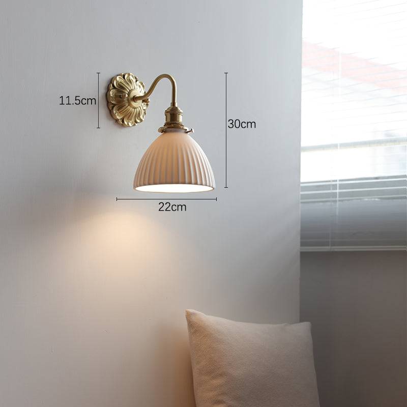 Applique Murale Laiton Céramique – Éclairage Design Intérieur Élégant