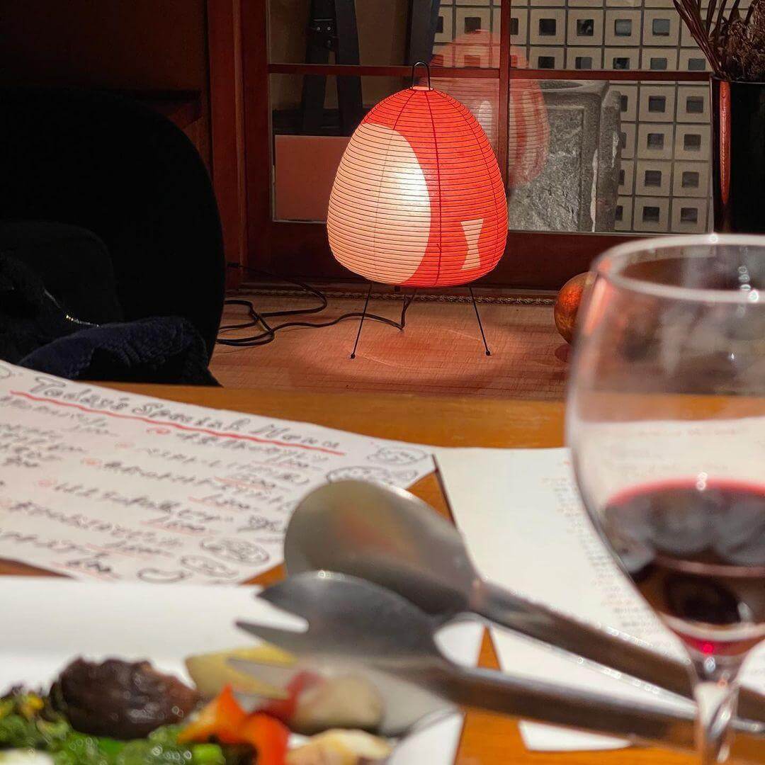 Lampe de Table Design Japonais en Papier de Mûrier – Lumière Douce