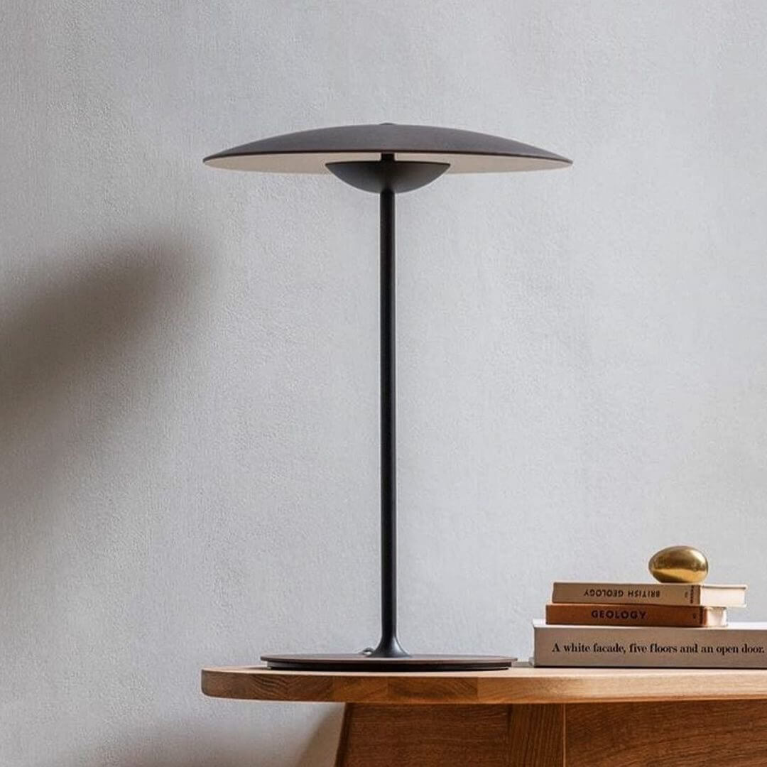 Lampe de Table Design Champignon en Métal avec LED Intégrée