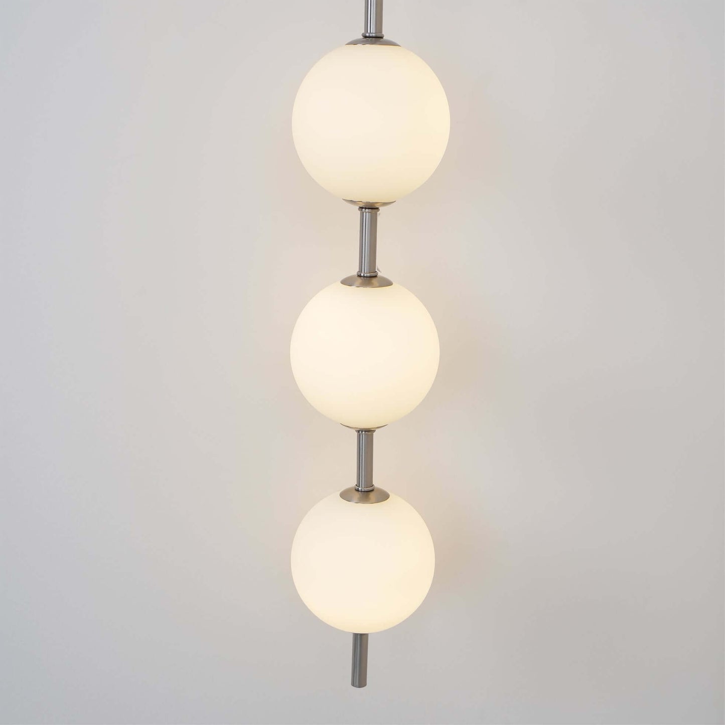 Applique Murale Verticale Globe Verre – Éclairage Design Moderne Intérieur