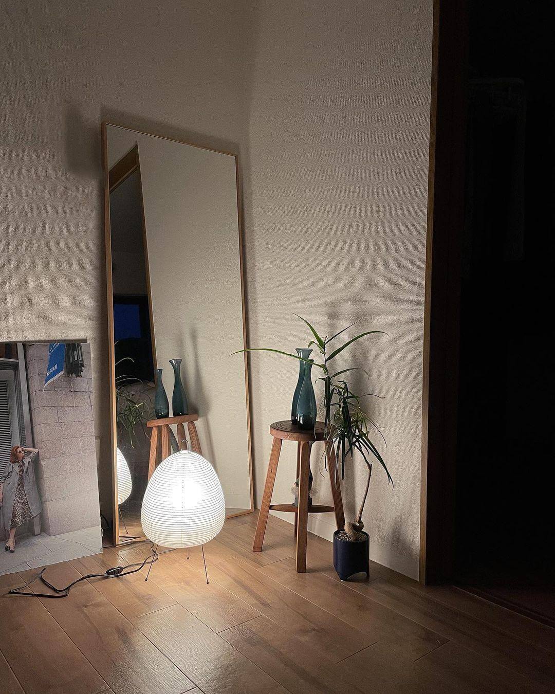 Lampe de Table Design Japonais en Papier de Mûrier – Lumière Douce